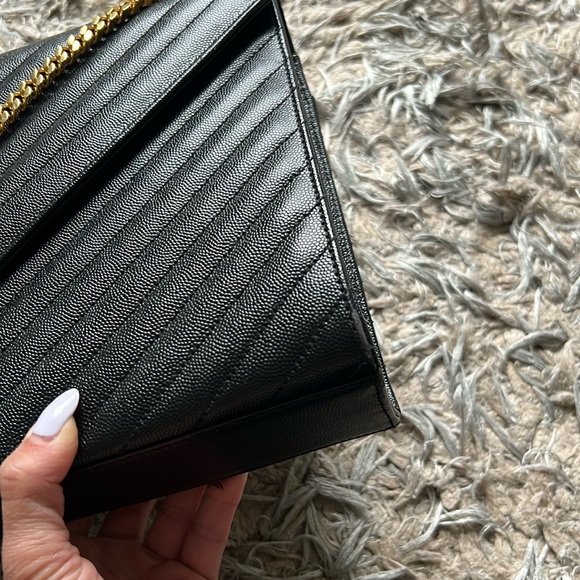 Yves Saint Laurent Black Quilted Leather Shoulder Bag - large AUTHENTIC - Picture 11 of 17